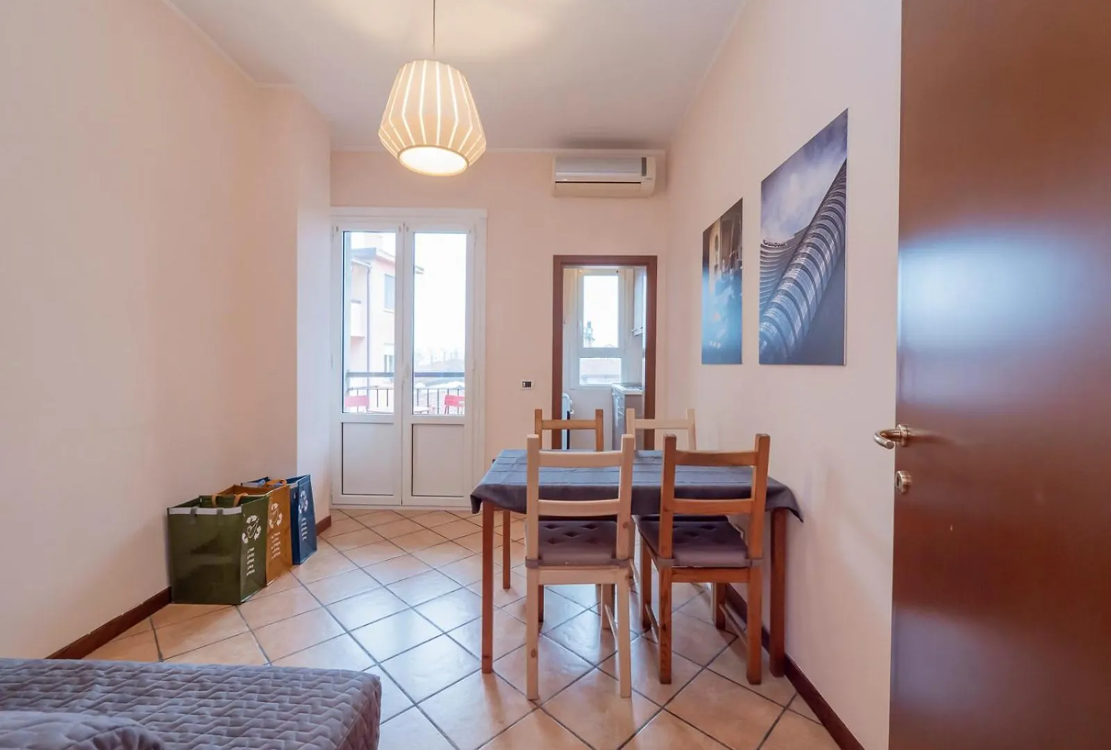 I Host Apartment - Muratori 54 Milan 0*,