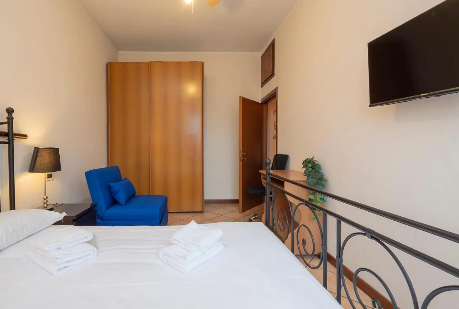I Host Apartment - Muratori 54 Milan